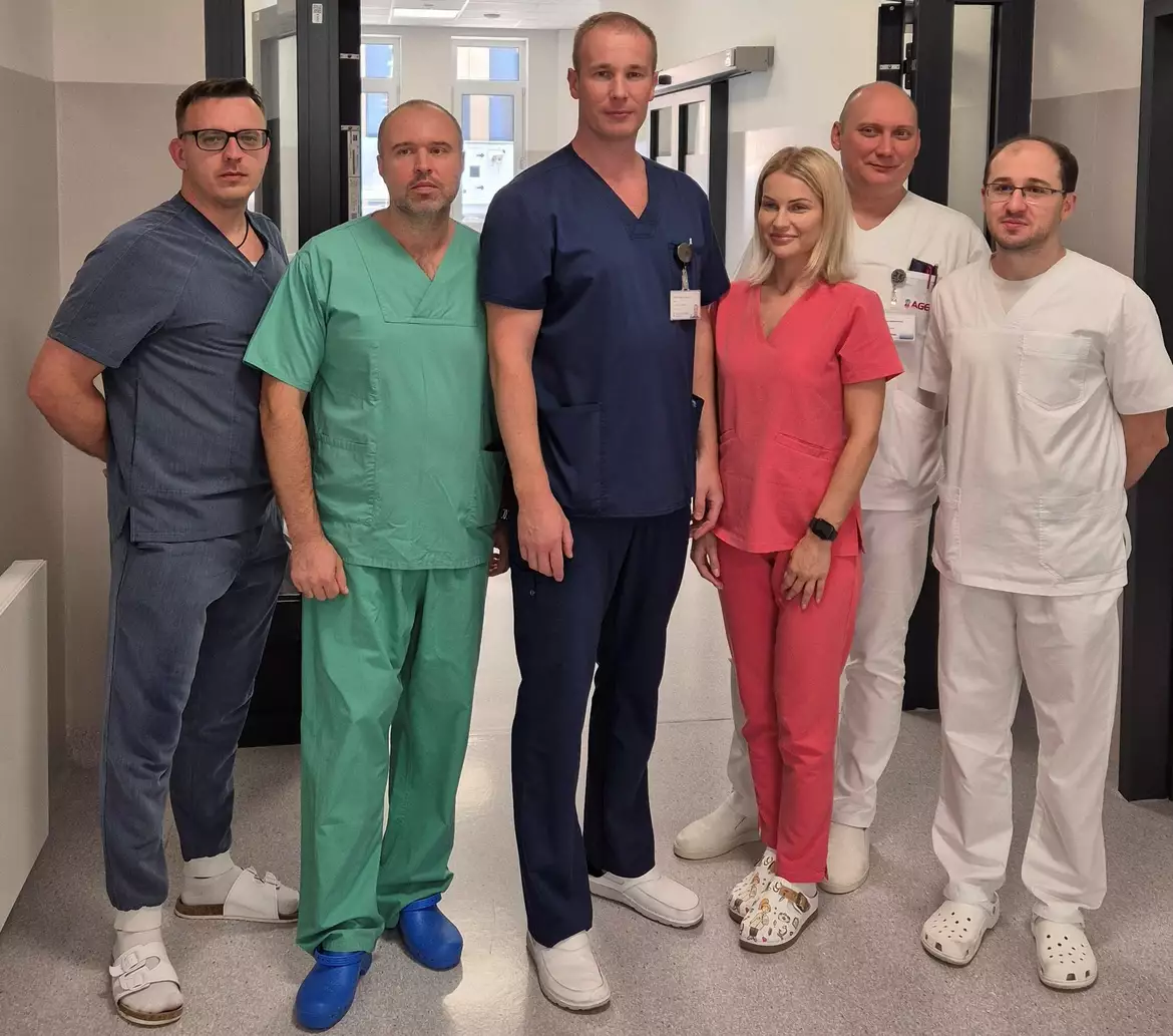 Életmentő műtét a komáromi kórházban – Hatosikrek vagy óriásdaganat? 