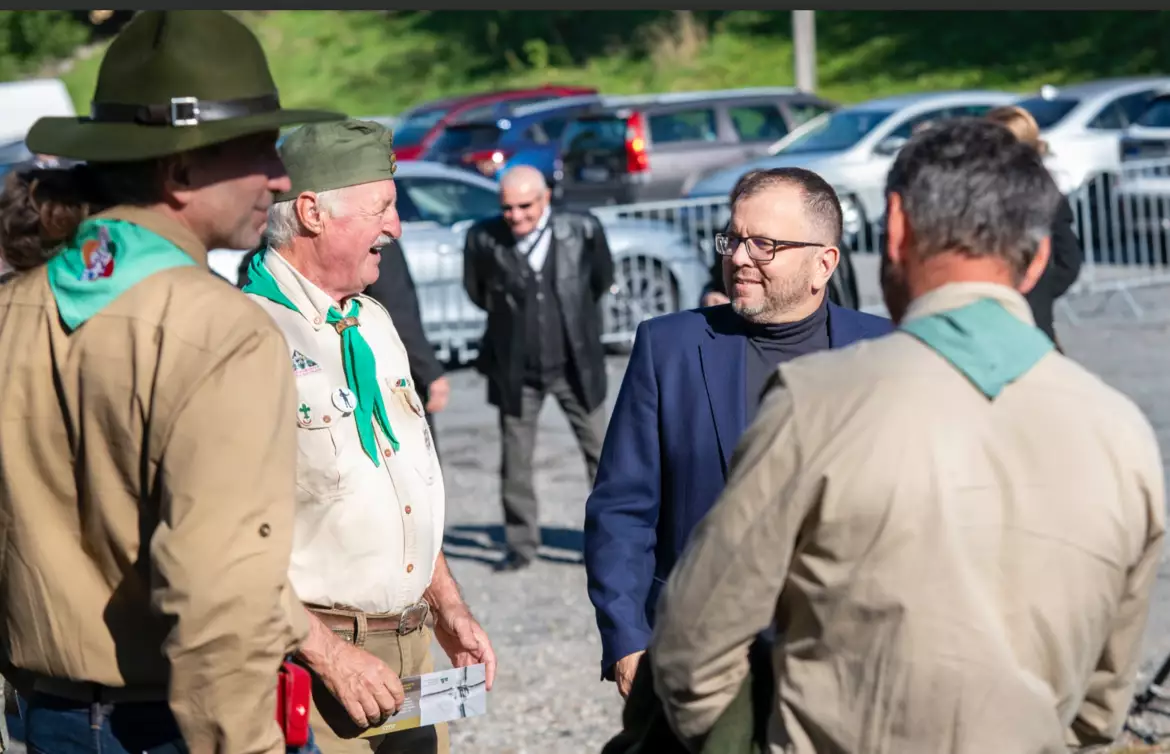 Duray Miklós síremléke