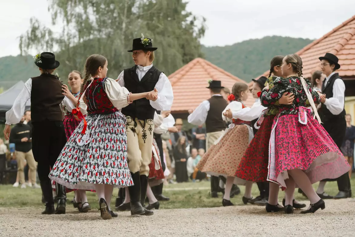 Gömöri Kézművesek Társulása, kézműves fesztivál, Várhosszúrét