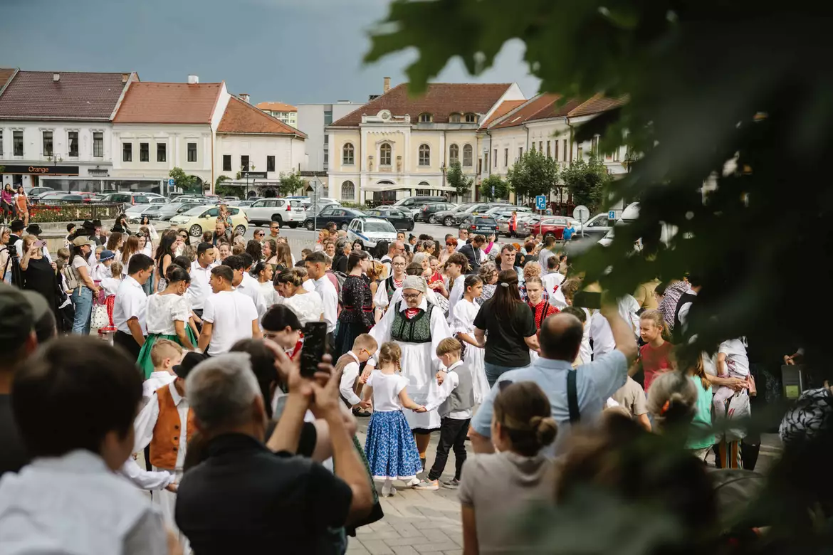 Összetartozás tánca, Rozsnyó, tánc, néptánc