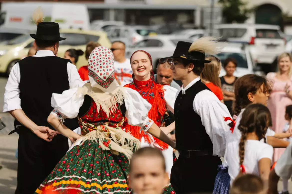Összetartozás tánca, Rozsnyó, tánc, néptánc
