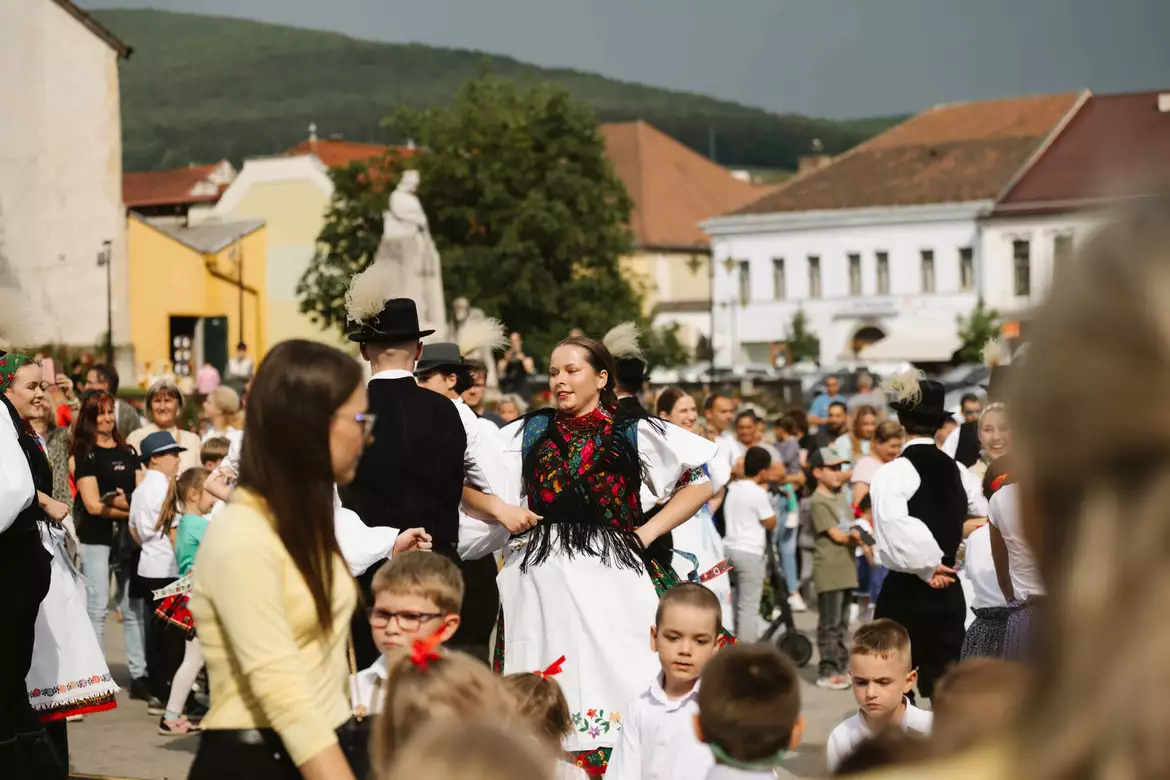 Összetartozás tánca, Rozsnyó, tánc, néptánc