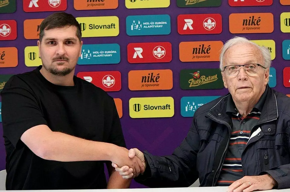 Komáromi FC Pavol Gregora edző
