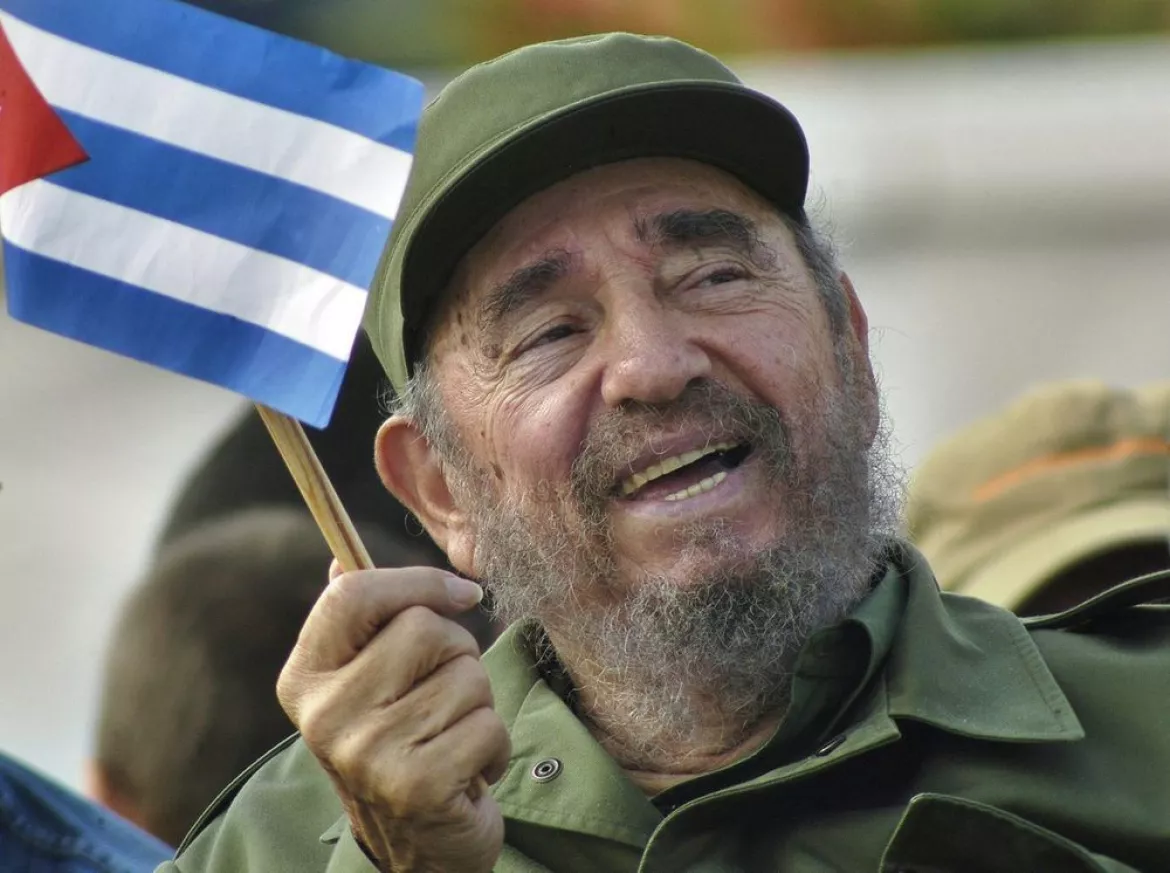 201611260831370.fidel02.jpg