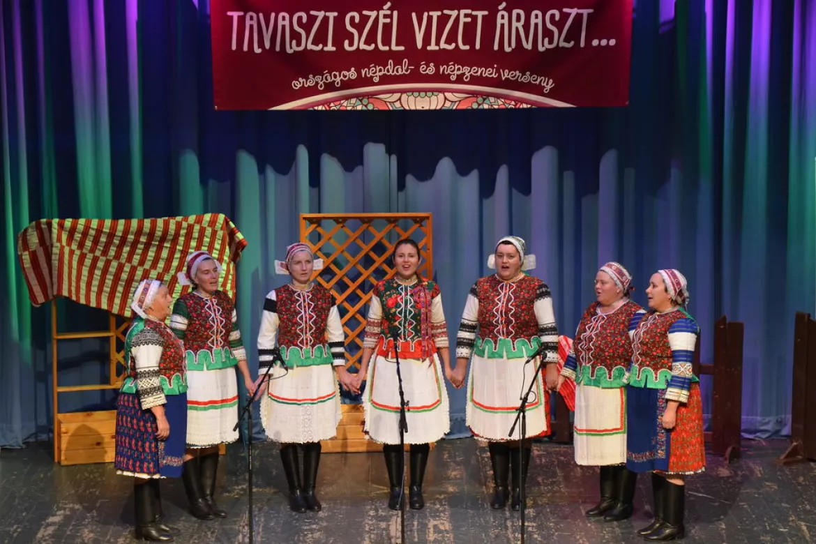 201611271835070.Tavaszi_szel_-_Zserei_Zsibrice_Hagyomanyorzo_csoport.JPG 201611271835070.Tavaszi_szel_-_Zserei_Zsibrice_Hagyomanyorzo_csoport.JPG