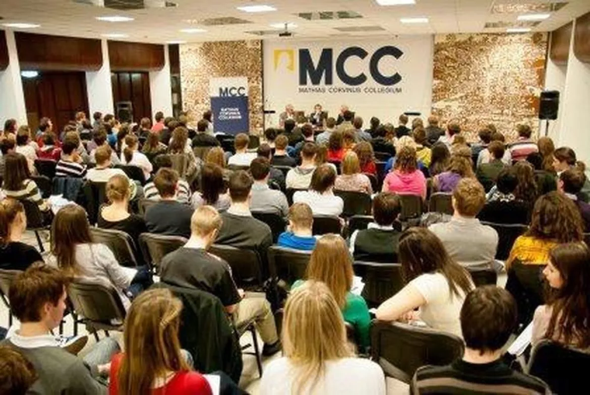 201711061004030.mathias_corvinus_collegium_ill2_0.jpg 201711061004030.mathias_corvinus_collegium_ill2_0.jpg