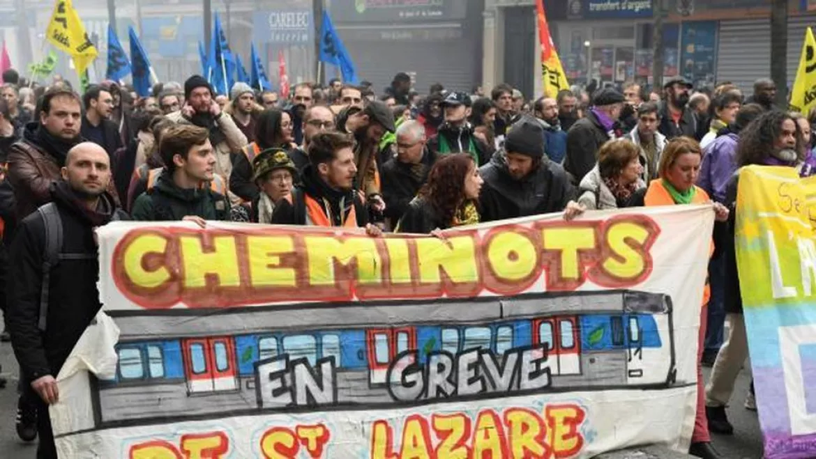 201804040736150.greve-la-sncf-paris-les-cheminots-manifestent.jpg 201804040736150.greve-la-sncf-paris-les-cheminots-manifestent.jpg