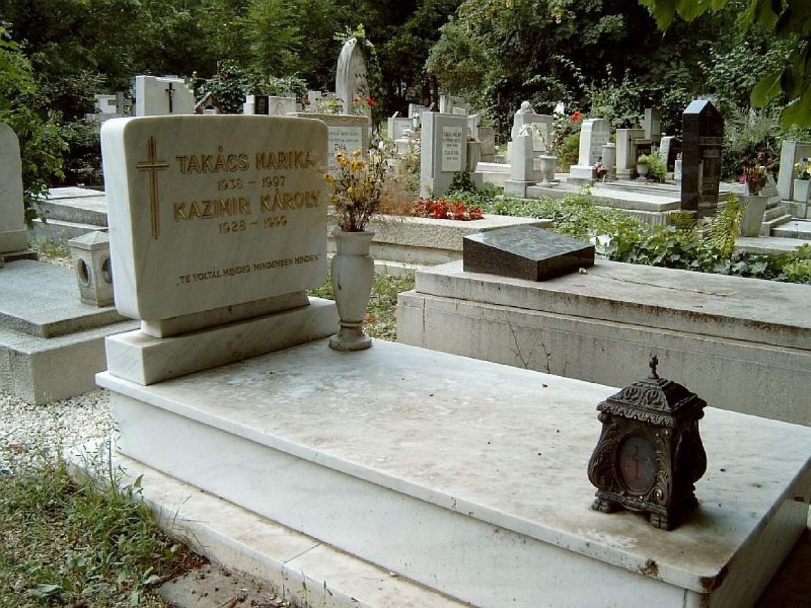 kazimir_karoly_es_takacs_marika_sirja.jpg kazimir_karoly_es_takacs_marika_sirja.jpg