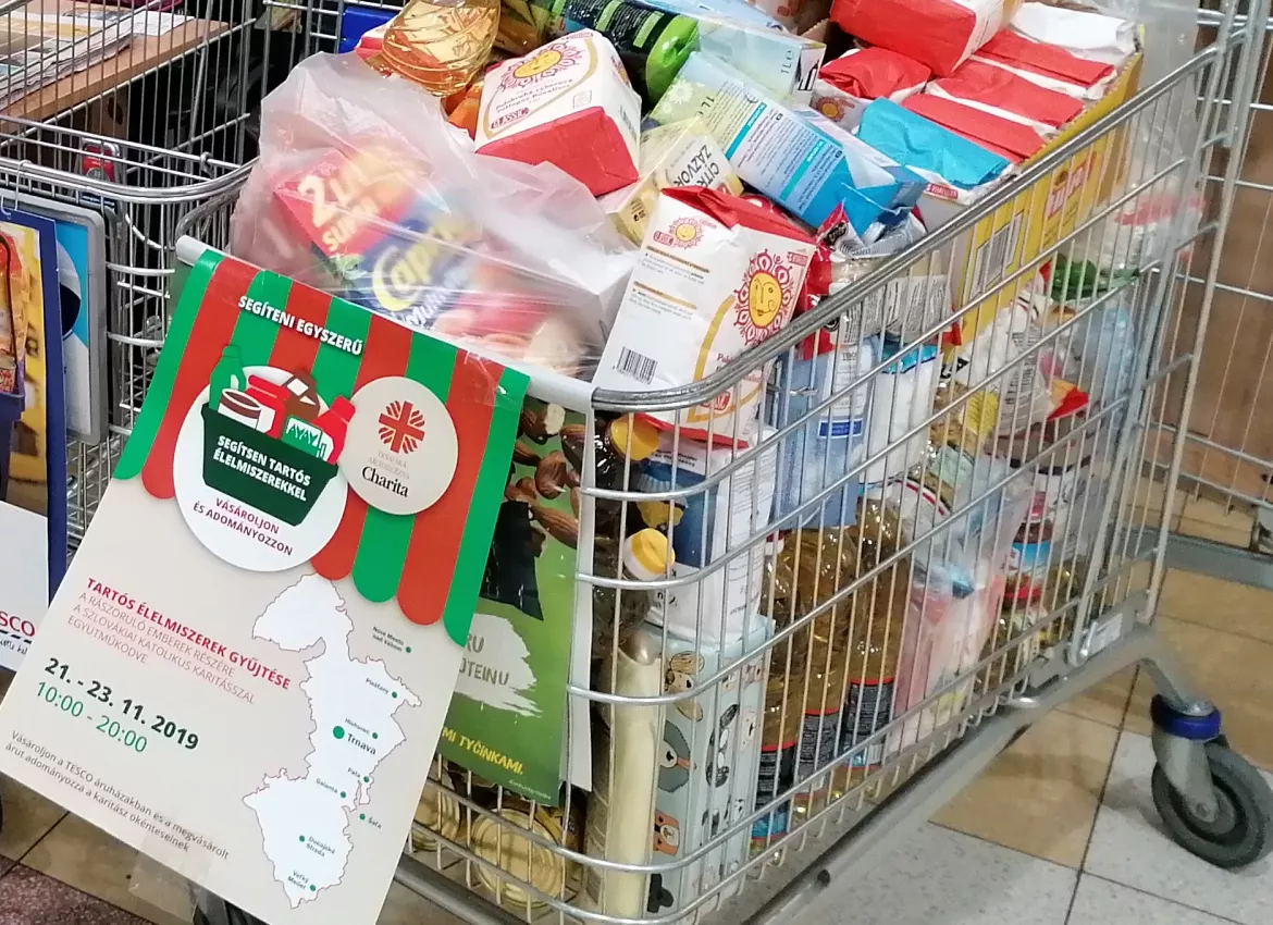 Adománygyűjtés, katolikus karitász, Tesco