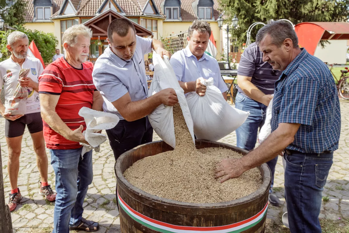 Magyarok Kenyere Kárpátalja Magyarok Kenyere Kárpátalja