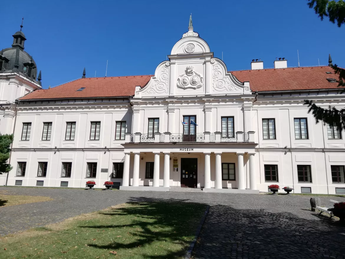 muzeum.jpg