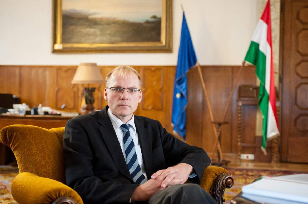 darak-peter-kuriaelnok.jpg darak-peter-kuriaelnok.jpg