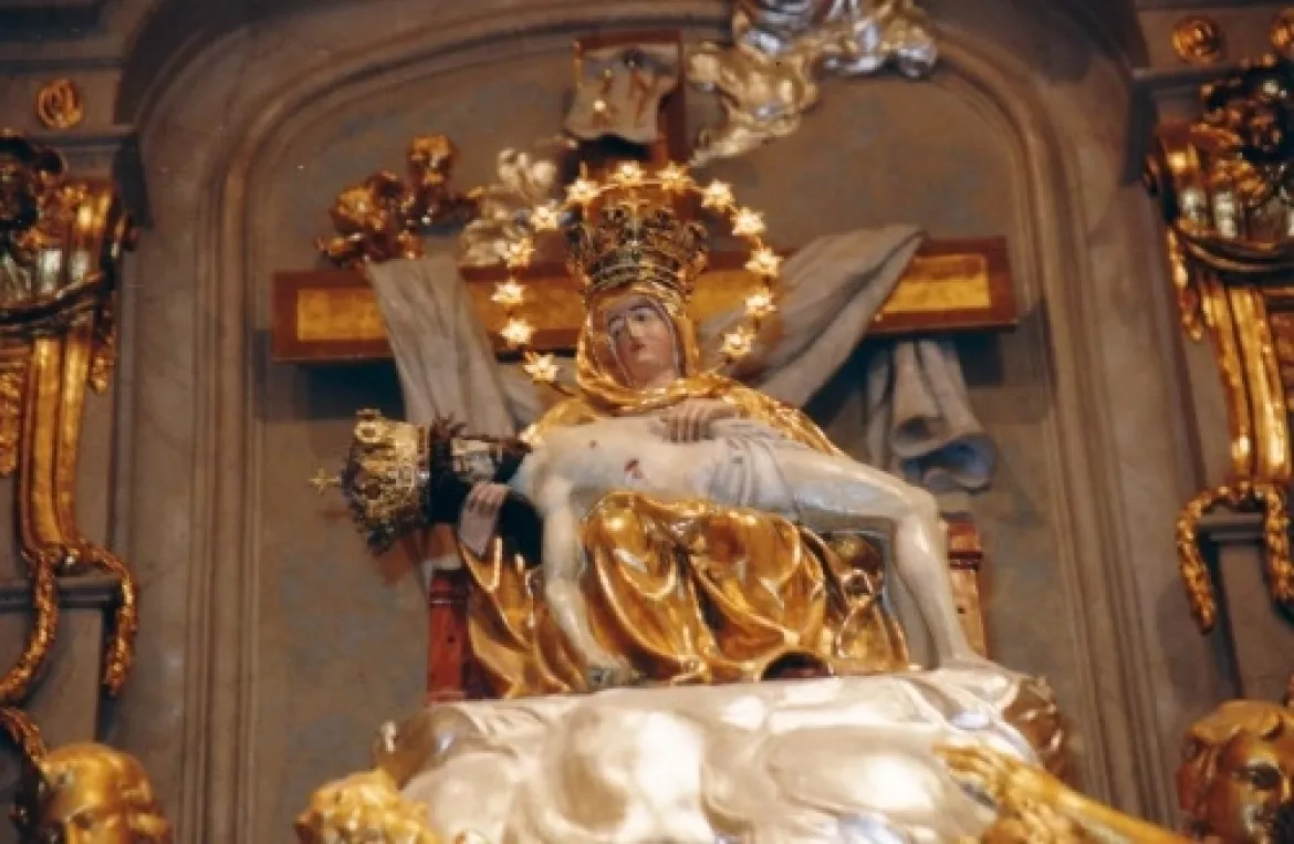 Hétfájdalmú Szűzanya napja
