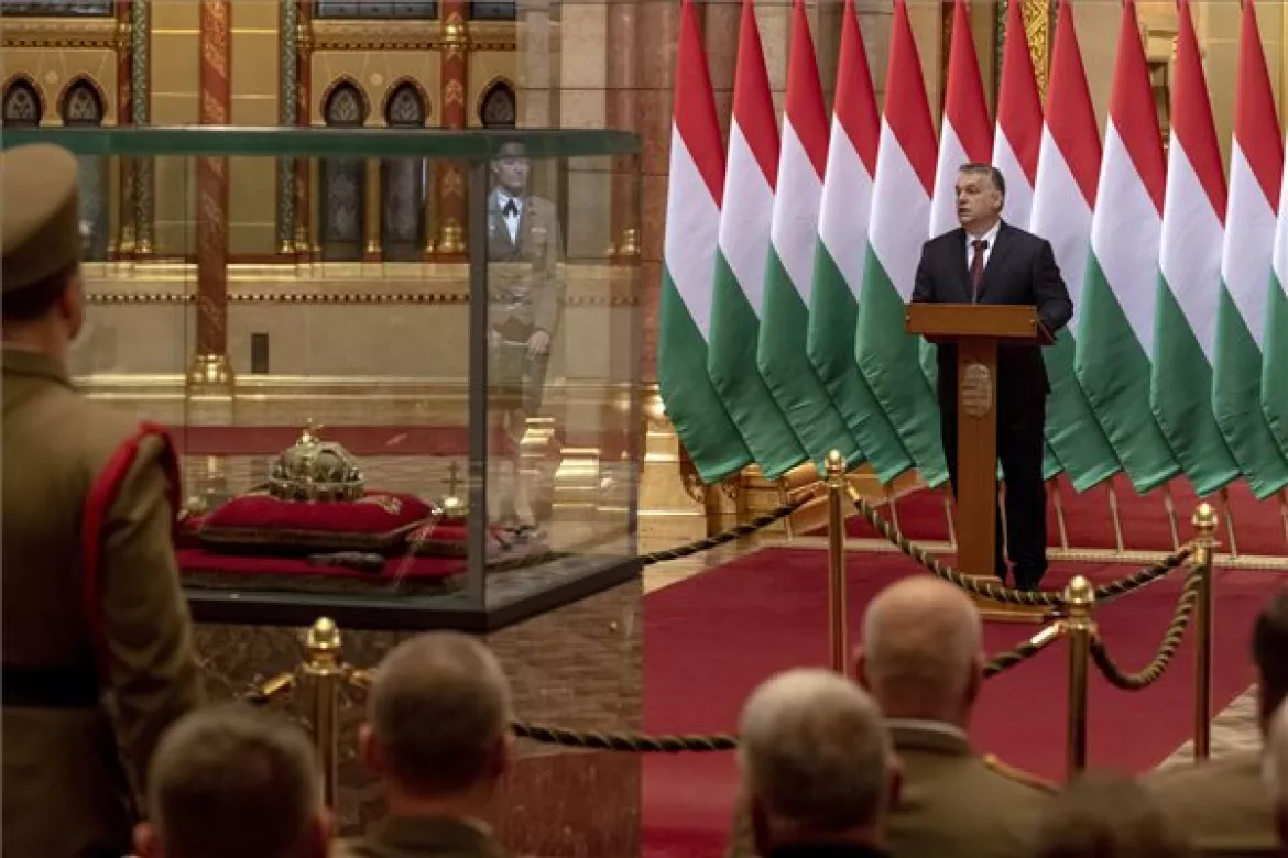 vezerkari-beavatas-orban.jpg vezerkari-beavatas-orban.jpg
