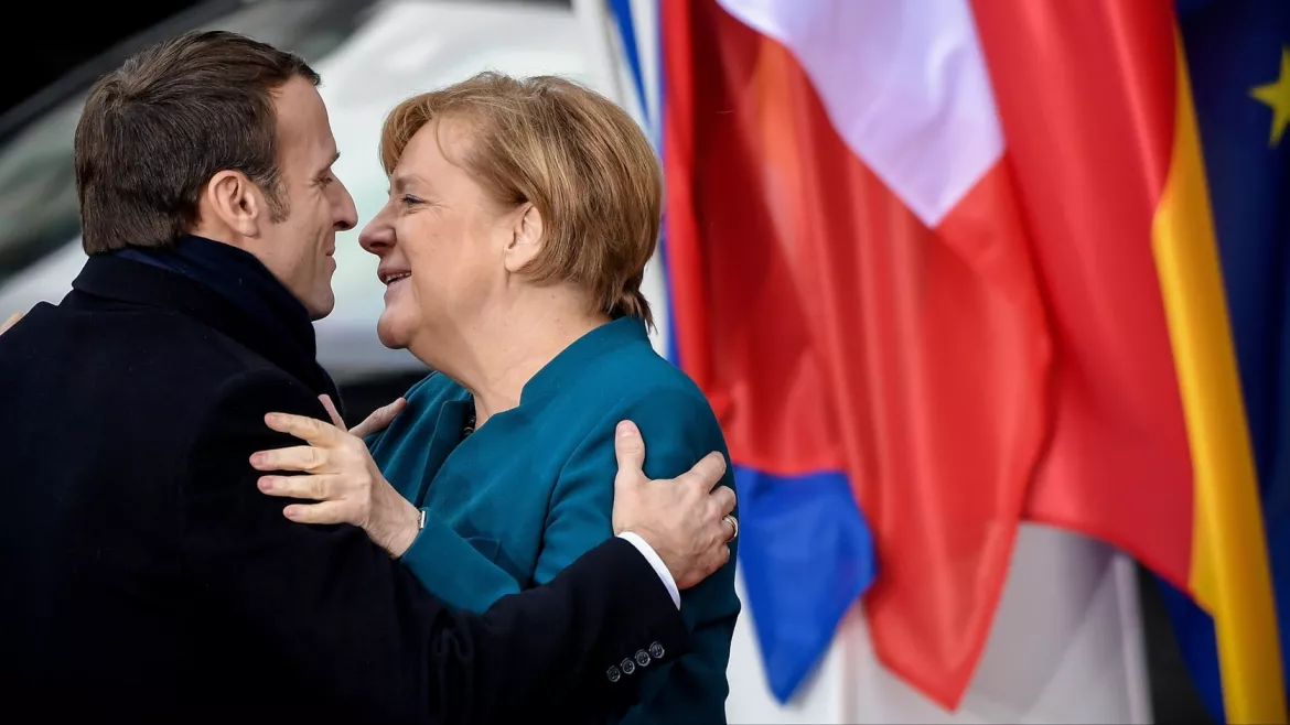szuperallam-merkel-macron-2.jpg