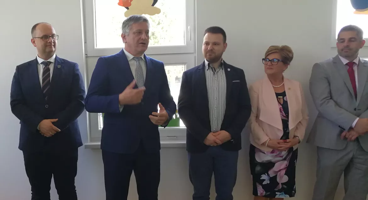 Karva iskola Karva iskola