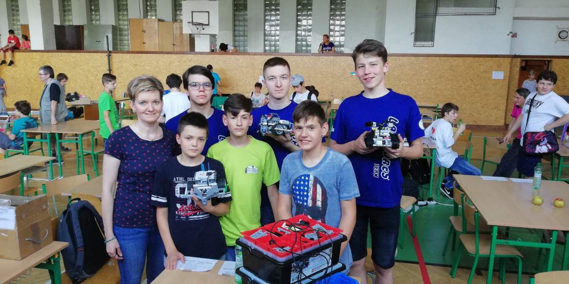 robotika44.jpg robotika44.jpg
